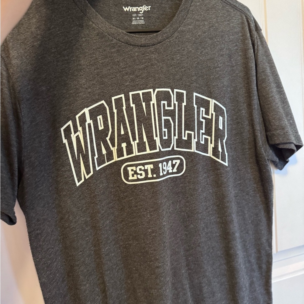 Wrangler Gray Short Sleeve Tee with Collegiate Logo
